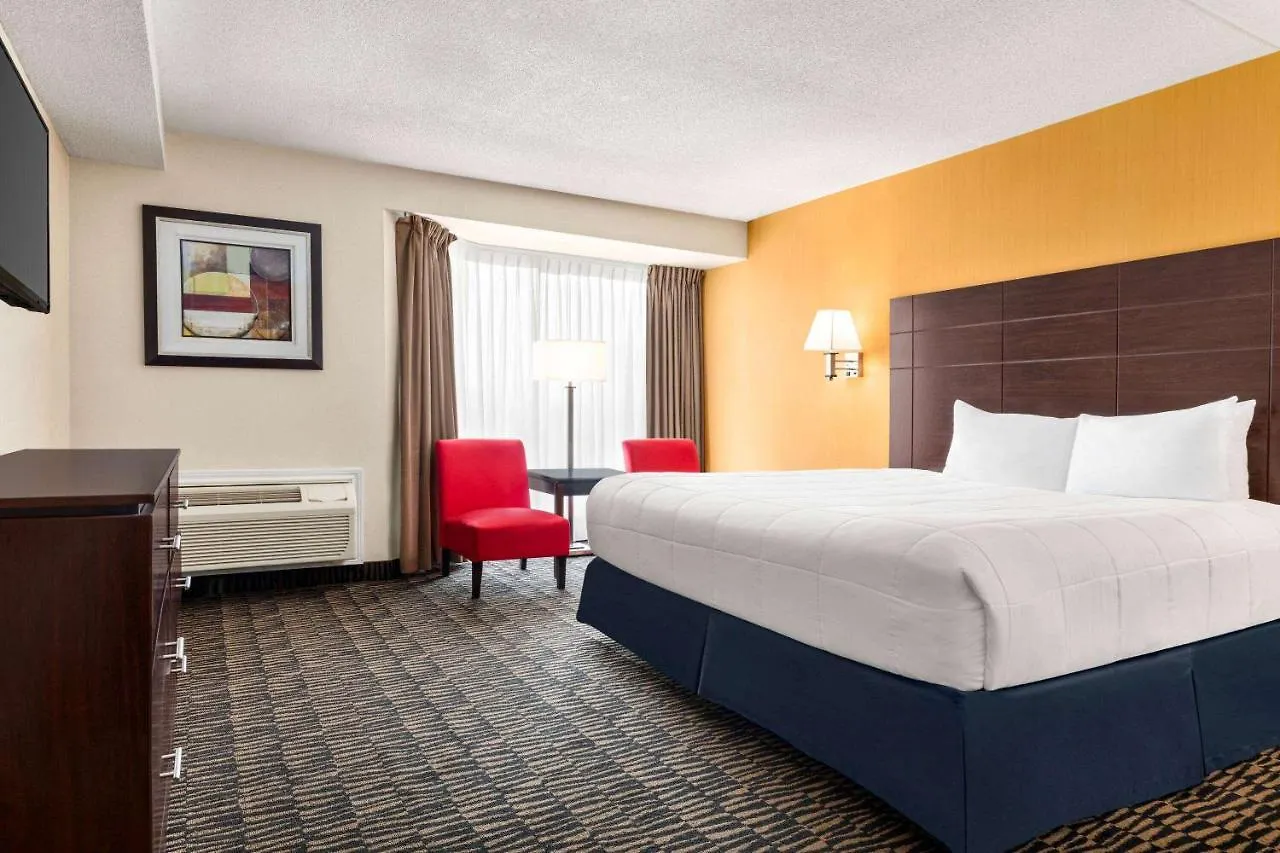Ramada Plaza By Wyndham Niagara Falls Canadá