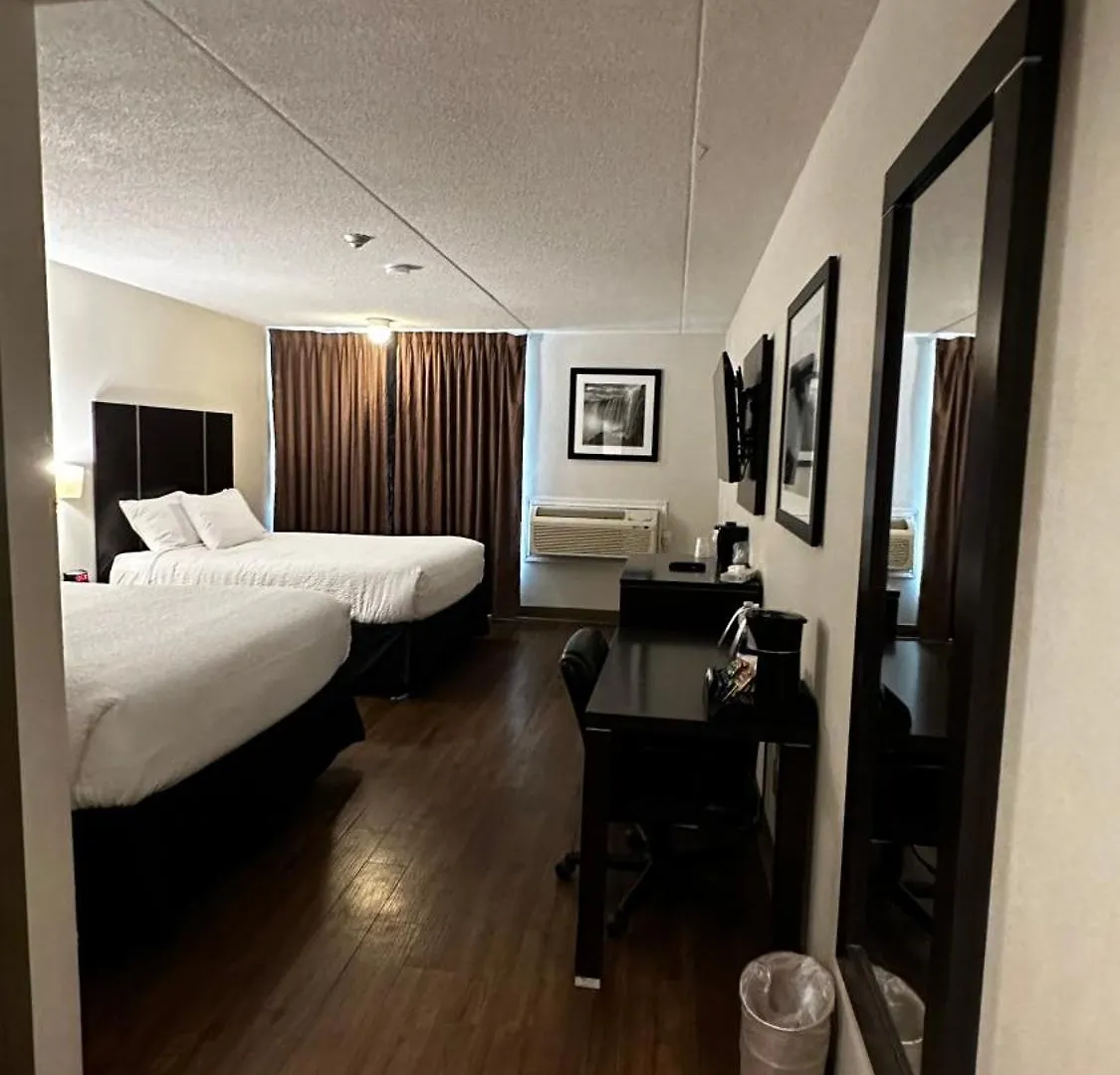 Ramada Plaza By Wyndham Niagara Falls 2*,