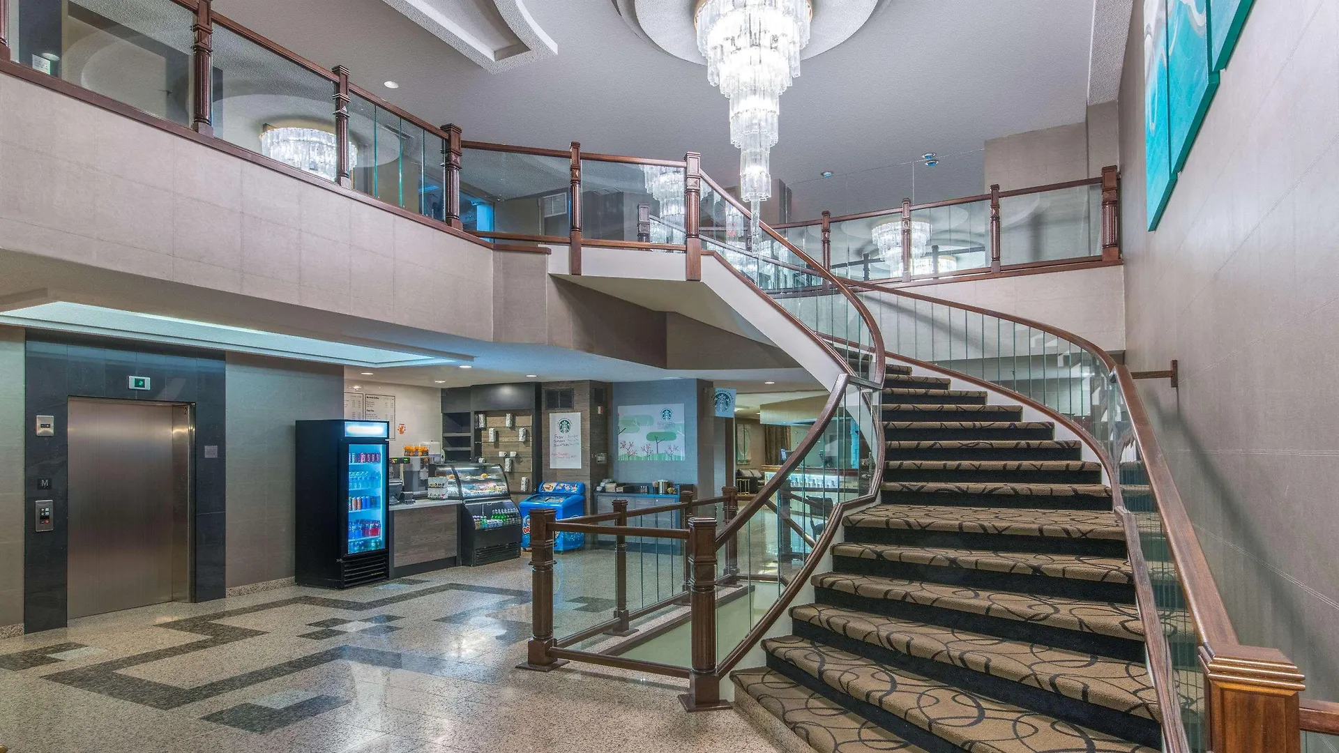 ** Hotel Ramada Plaza By Wyndham Niagara Falls Canada